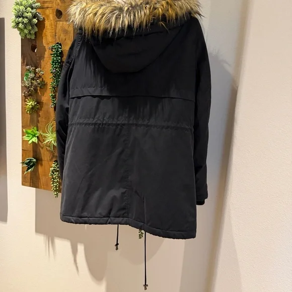 DKNY Quilted Black Jacket - Picture 4 of 8